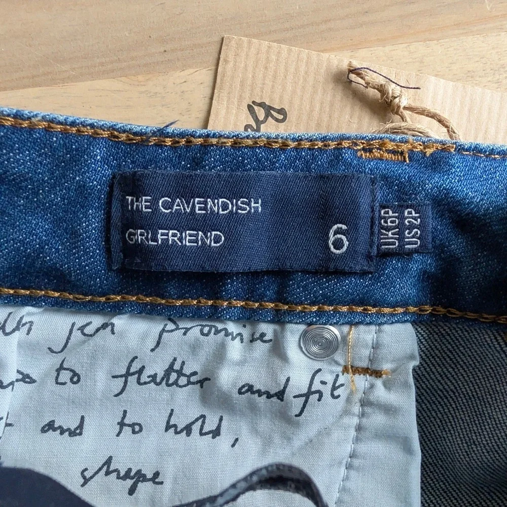 Boden The Cavendish Girlfriend Denim Jeans / Floral Embroidery NWOT Size 2 P‎